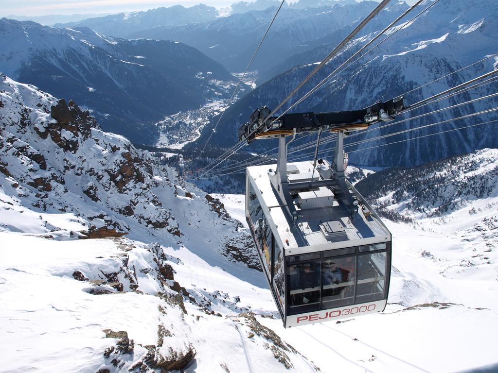 فندق Domina Parco Dello Stelvio كوغولو المظهر الخارجي الصورة